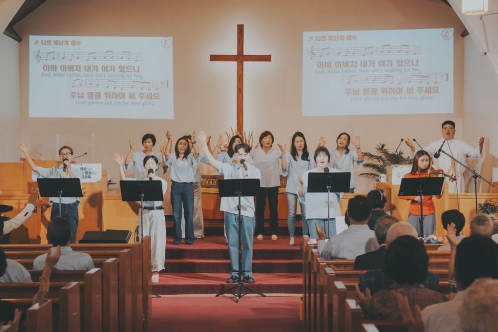 찬양팀 손들기 예배